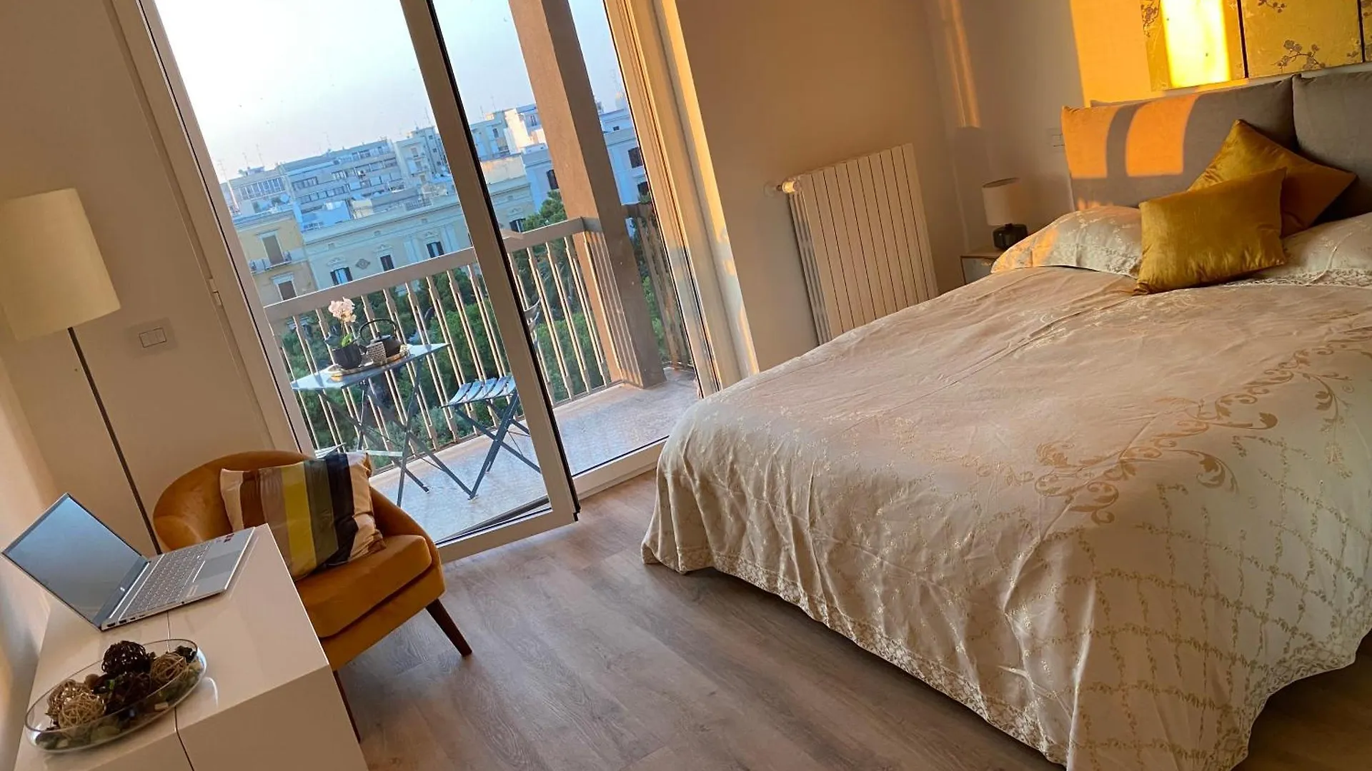 Panoramica Suite Deluxe 19 - Centro Citta Bari